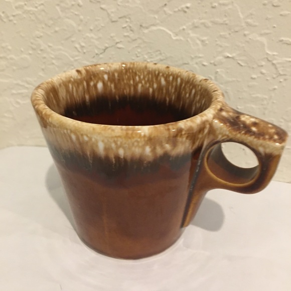 SOLD! HULL POTTERY OVENPROOF USA BROWN DRIP Mug D HANDLE - Picture 5 of 8